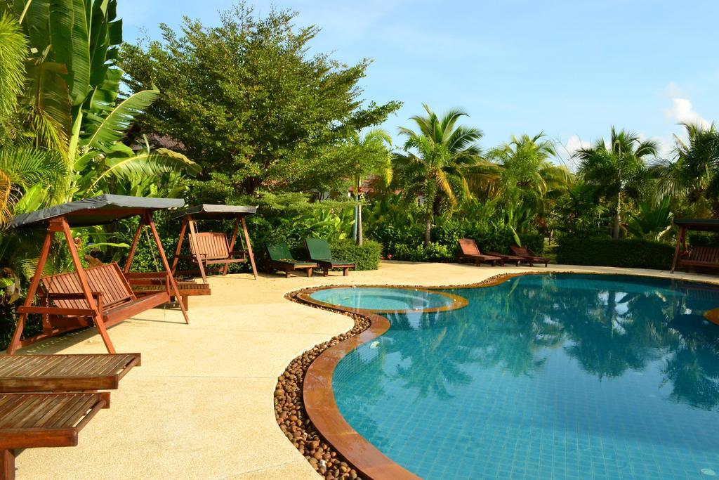 צ'אלונג Yuwadee Resort מראה חיצוני תמונה